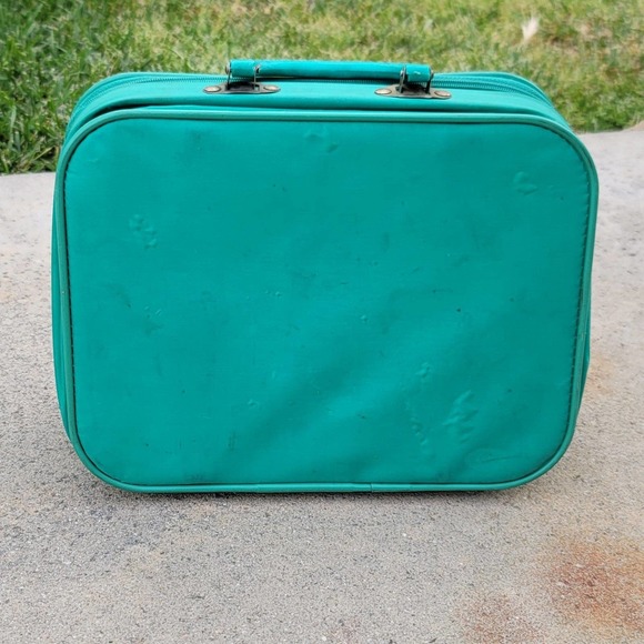 Vtg 1990 Alvin and The Chipmunks Alvin and Brittany Mini Suitcase - Picture 4 of 9